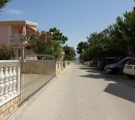 Apartamento Studio In With Terrace, Air Conditioning, Wi-fi *