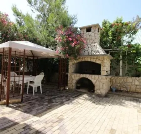 Studio In With Terrace, Air Conditioning, Wi-fi * Vir